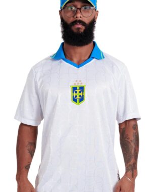 Camiseta Brasil Unissex Gola Polo Branca Casual Elegante | Produto Oficial Licenciado Copa do Mundo FIFA 26™ - Tamanho XG