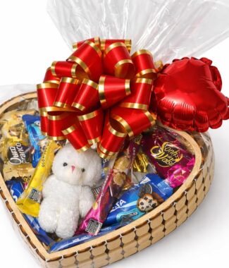 Cesta de Chocolate Lacta Coração com Coelhinho – 15 Chocolates Sortidos, Presente Romântico para Dia dos Namorados, Aniversário e Datas Especiais Cesta de Chocolate Lacta Coração com Coelhinho – 15 Chocolates Sortidos, Presente Romântico para Dia dos Namorados, Aniversário e Datas Especiais